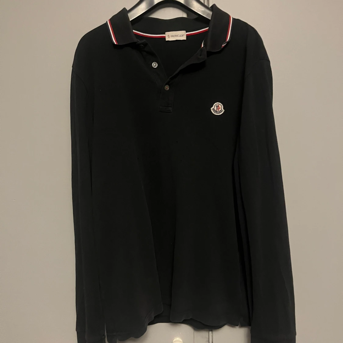 Svart långärmad pikétröja Moncler