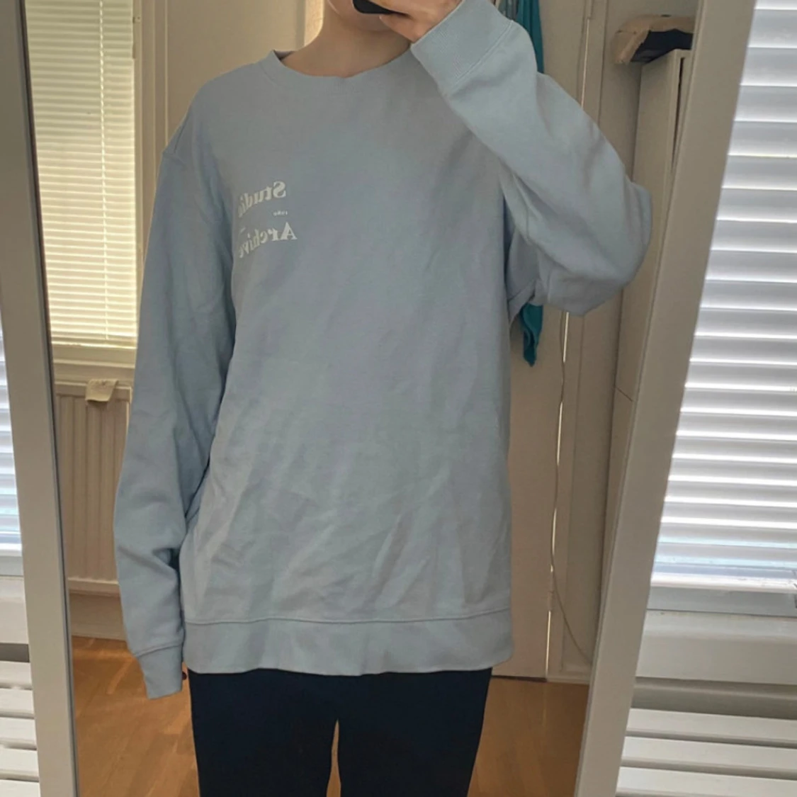 Ljusblå Studio Archive sweatshirt