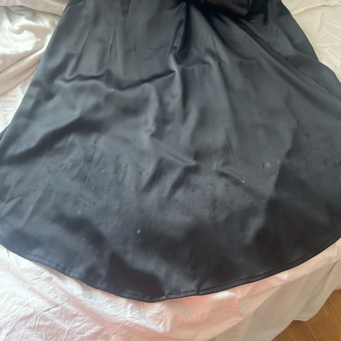 Svart långklänning med oneshoulder - 3