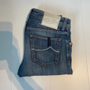 Jacob Cohen jeans  - Jacob Cohen jeans | storlek W30 | skick 10/10 | fraktar via PostNord eller Instabox på köparens bekostnad | hör av dig vid funderingar 