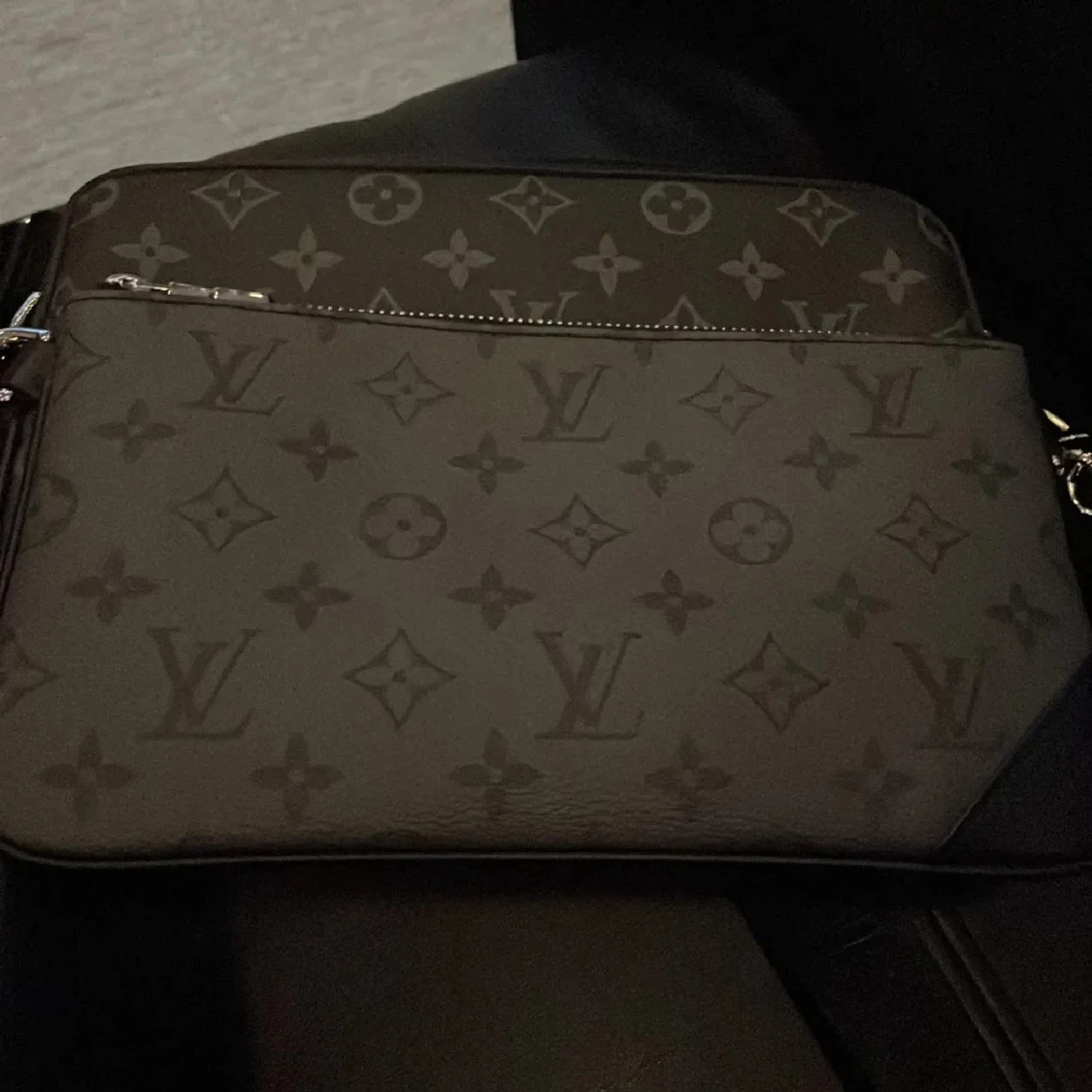 [Äkta]Louis Vuitton svart messanger triobag
