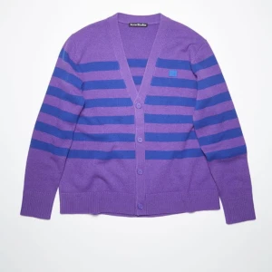Randig kofta Acne Studios - Säljer en oversized kofta från Acne Studios. 