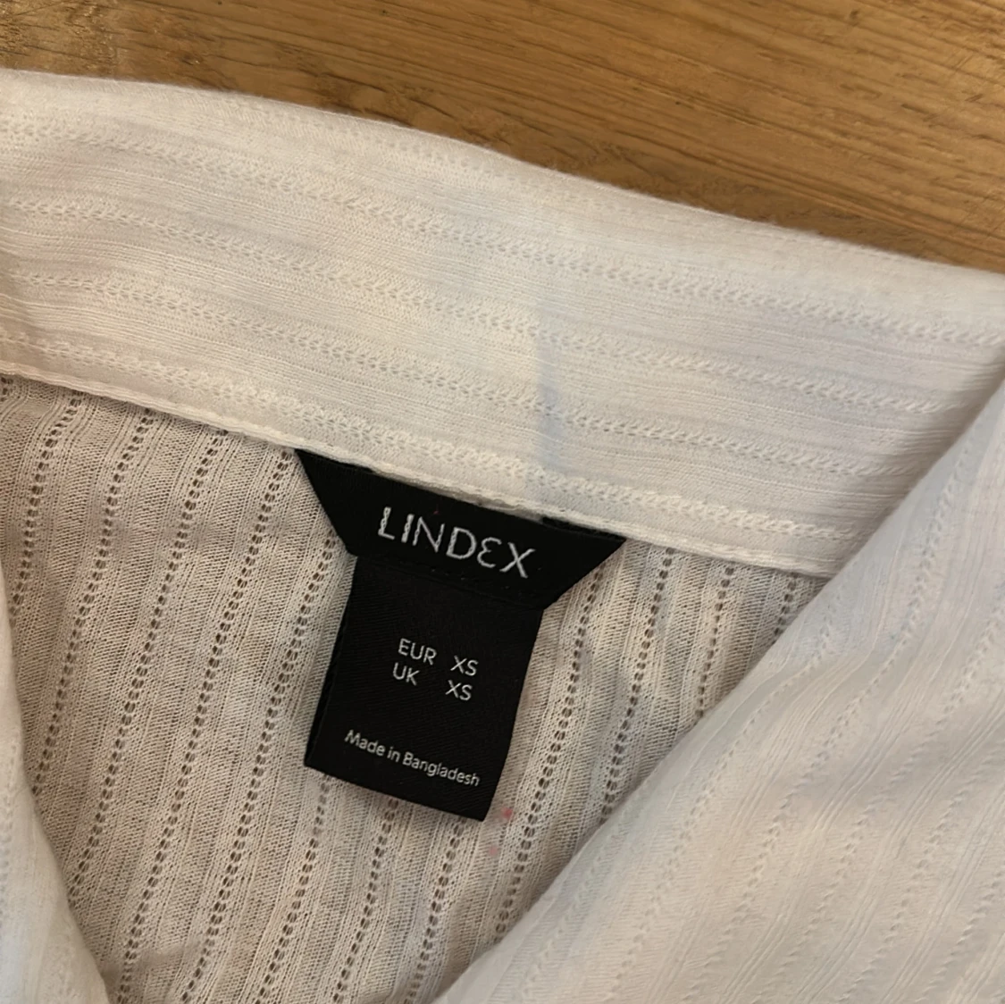 Vit ribbad skjorta från Lindex XS - 2
