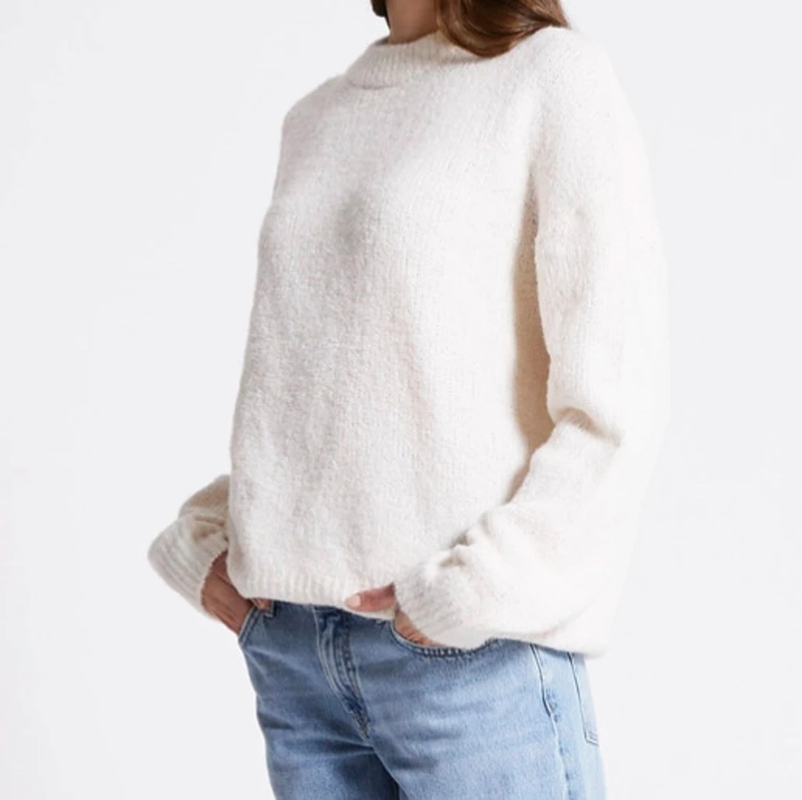 Vit stickad tröja med rund hals - 1