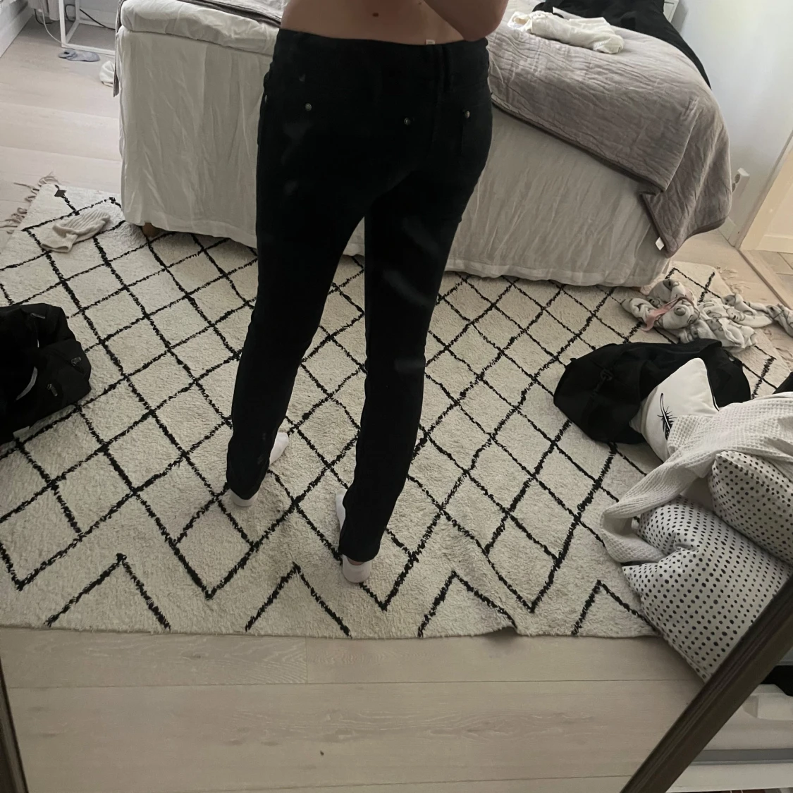 ULTRA low waisted skinny jeans - 1