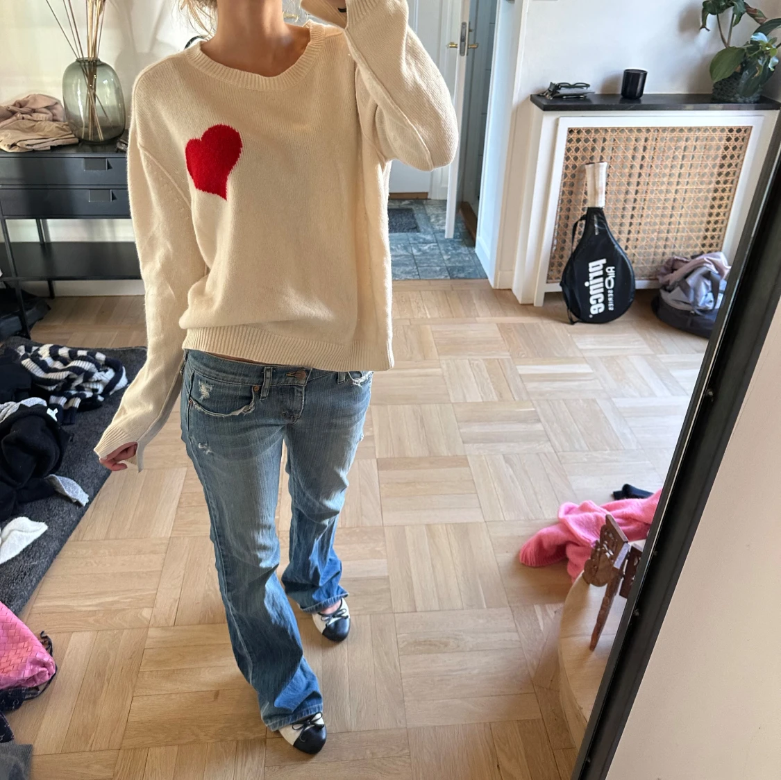 Beige kashmir tröja med rött hjärta - 1