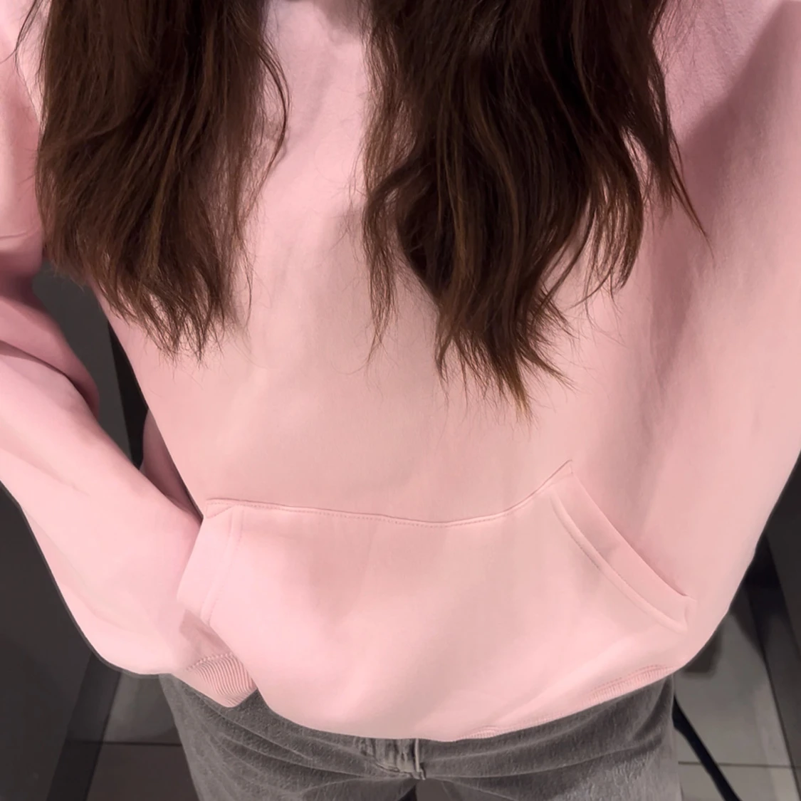 Ljusrosa hoodie  - 2