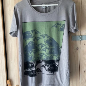 Asos t-shirt - Oanvänd fin t-shirt. 