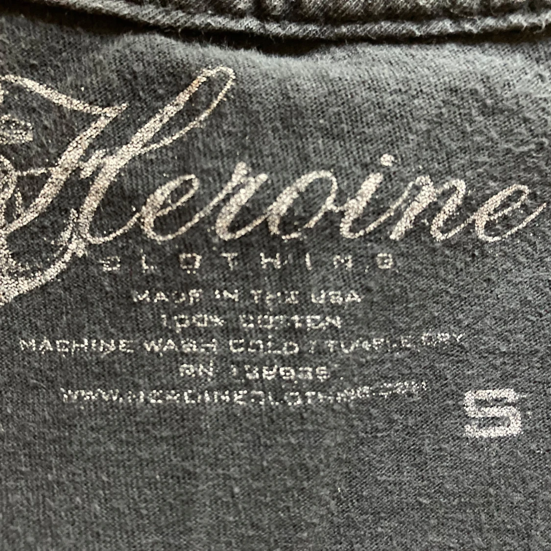 T-shirt Heroine Clothing - 3