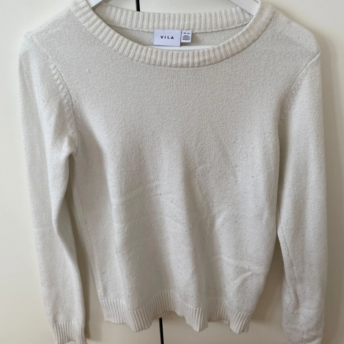 Vit stickad tröja från VILA