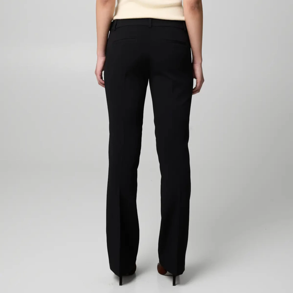 Svarta kostymbyxor från BikBok - 1