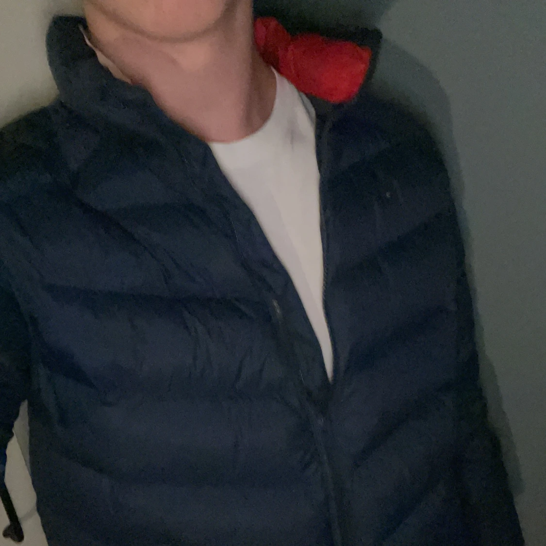 Mörkblå pufferjacka Tommy Hilfiger