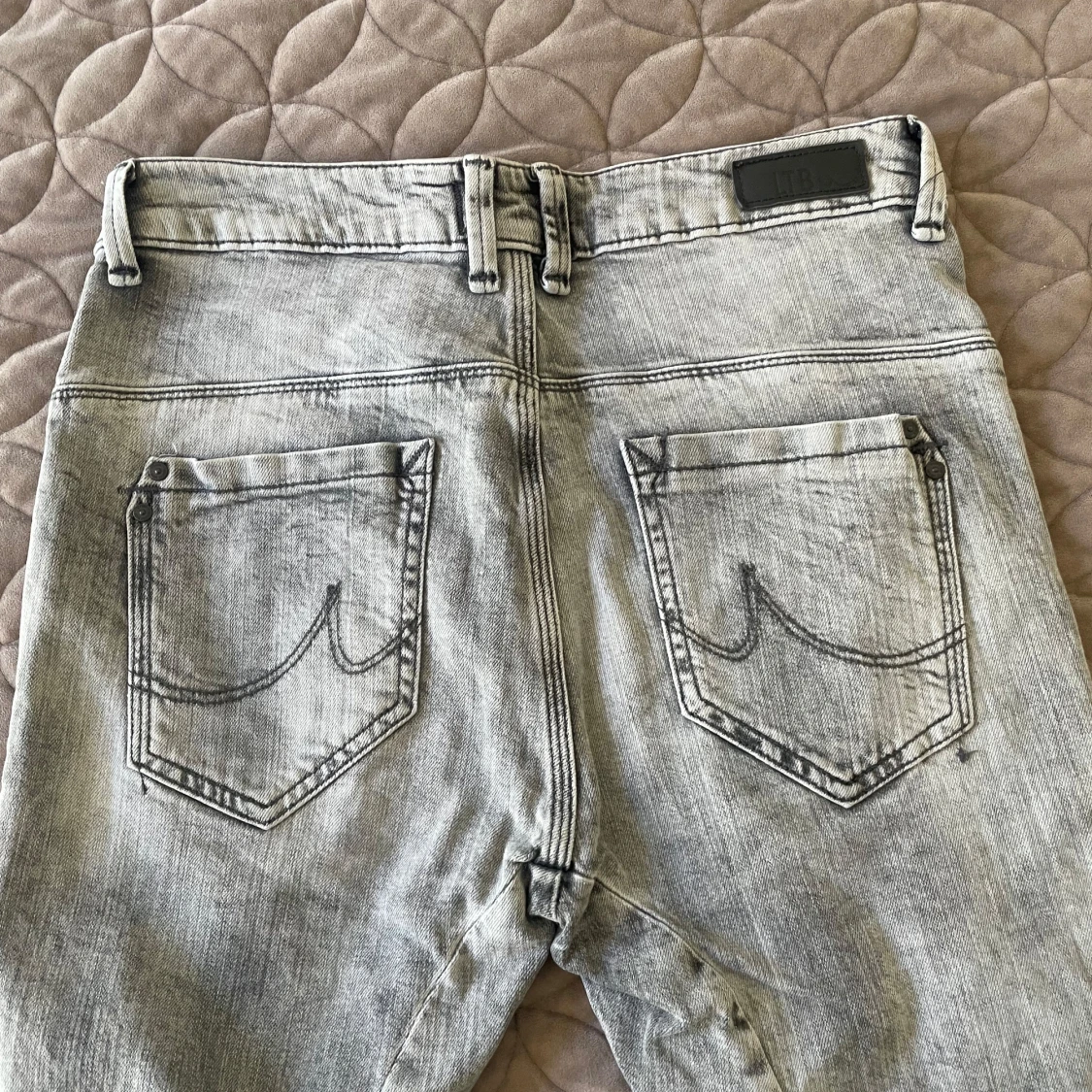 Grå baggy jeans från LTB, W26 - 3