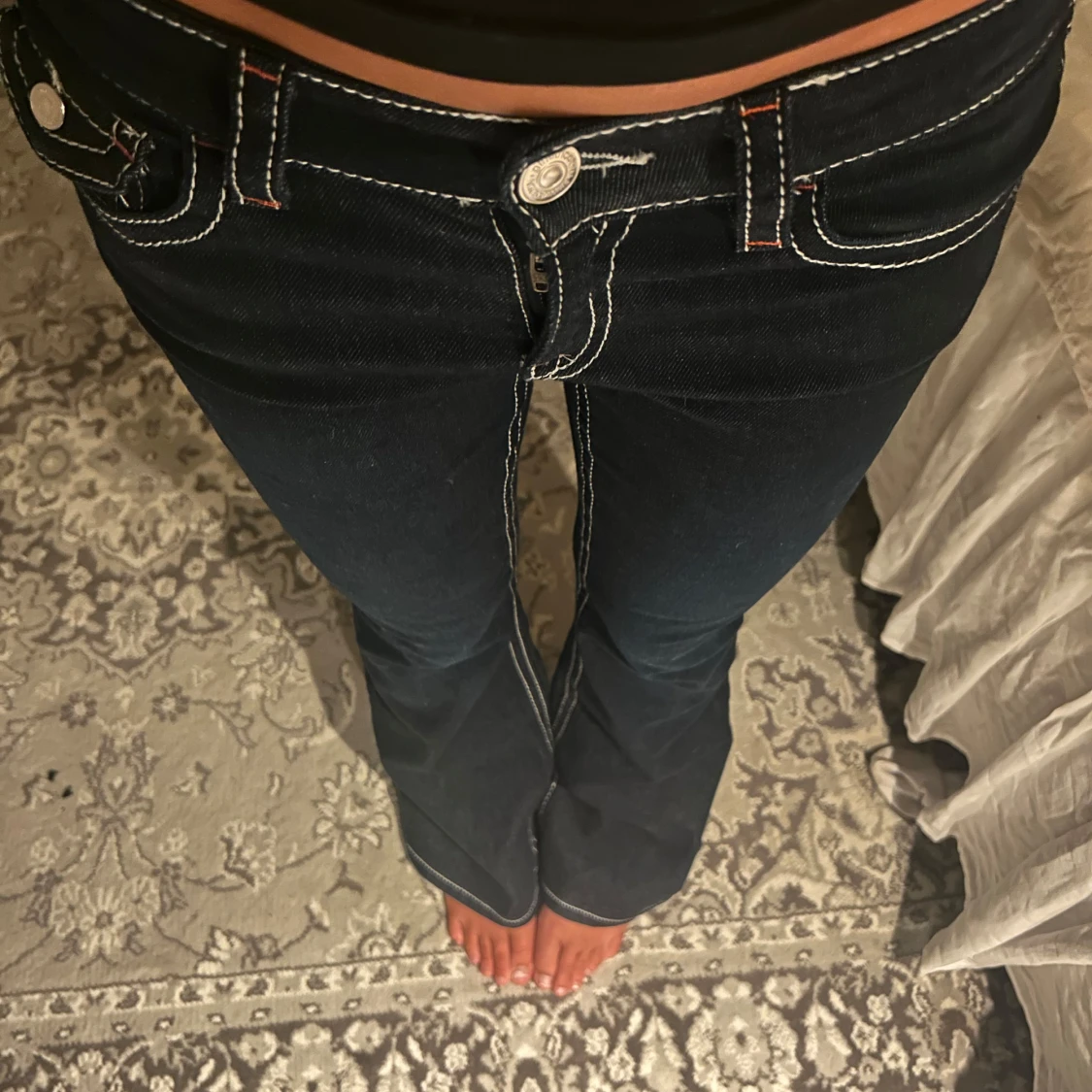 Mörkblå bootcut jeans  - 2