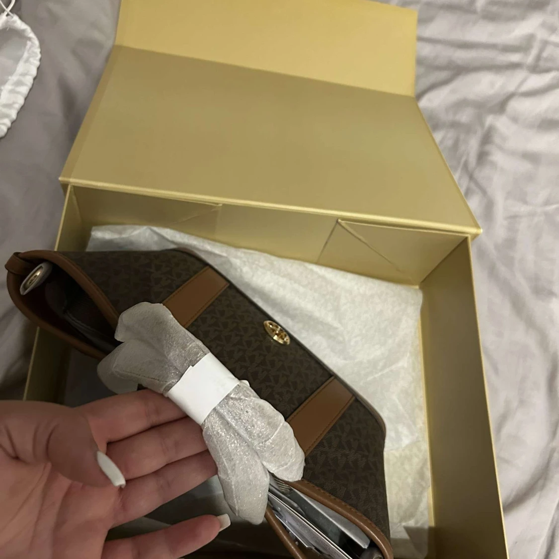 Michael Kors brun handväska - 3