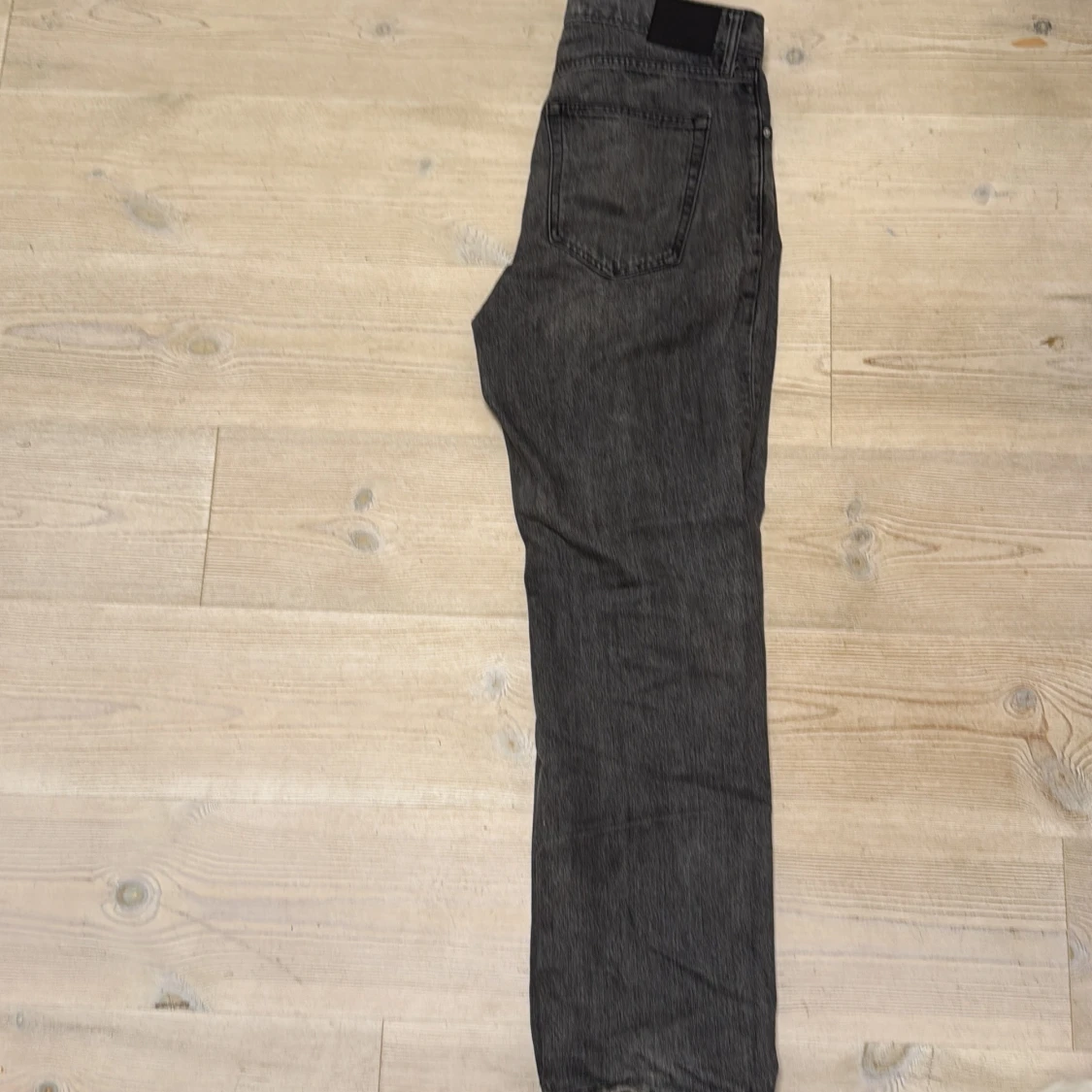 Grå jeans från Vailent - 1