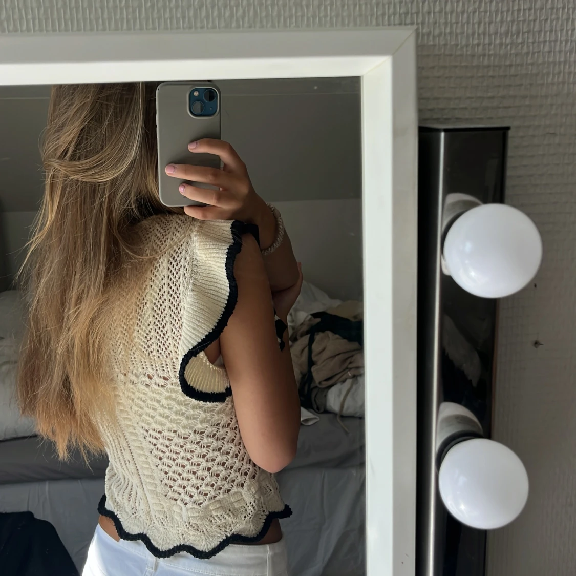 Stickad tröja med volang från Zara - 2