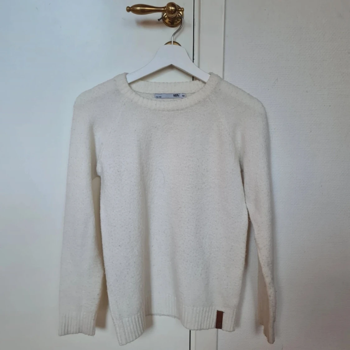 Vit stickad tröja från 157