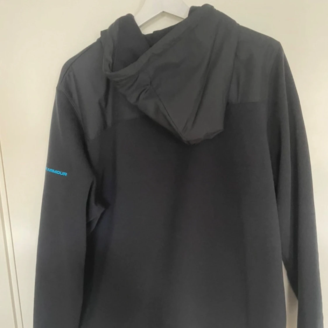 Svart vindjacka från Under Armour S - 1