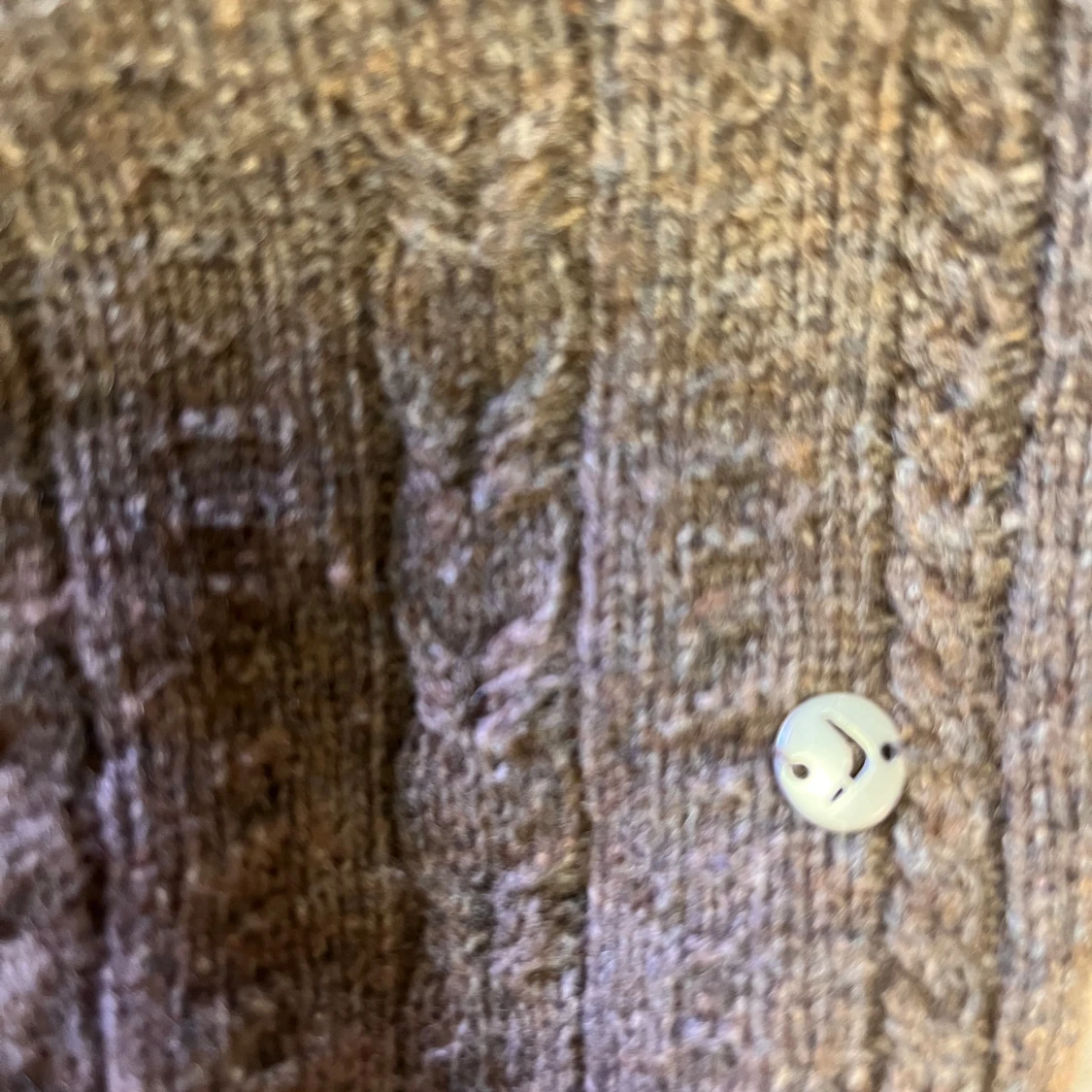 Brun stickad kofta från Boomerang - 4