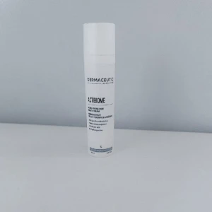 DERMACEUTIC Night Cream🤍🖤💙 - Helt ny DERMACEUTIC ACTIBIOME ACNE-PRONE SKIN STIMULATE NIGHT CREAM. Nypris 575kr! FÖRST TILL KVARN!💙🖤🤍(BUNDLERABATT VID KÖP AV FLER ARTIKLAR!)