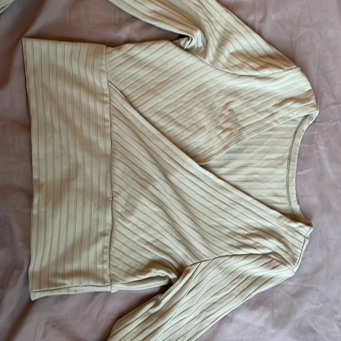 Beige omlottopp från SHEIN
