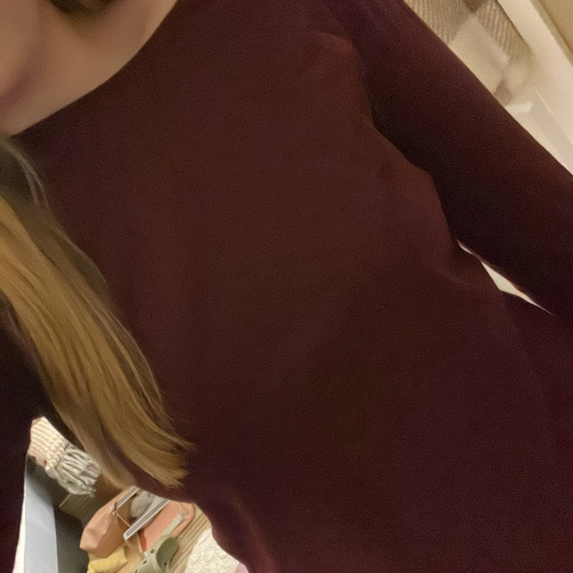 Mörkröd långärmad tröja från Cubus