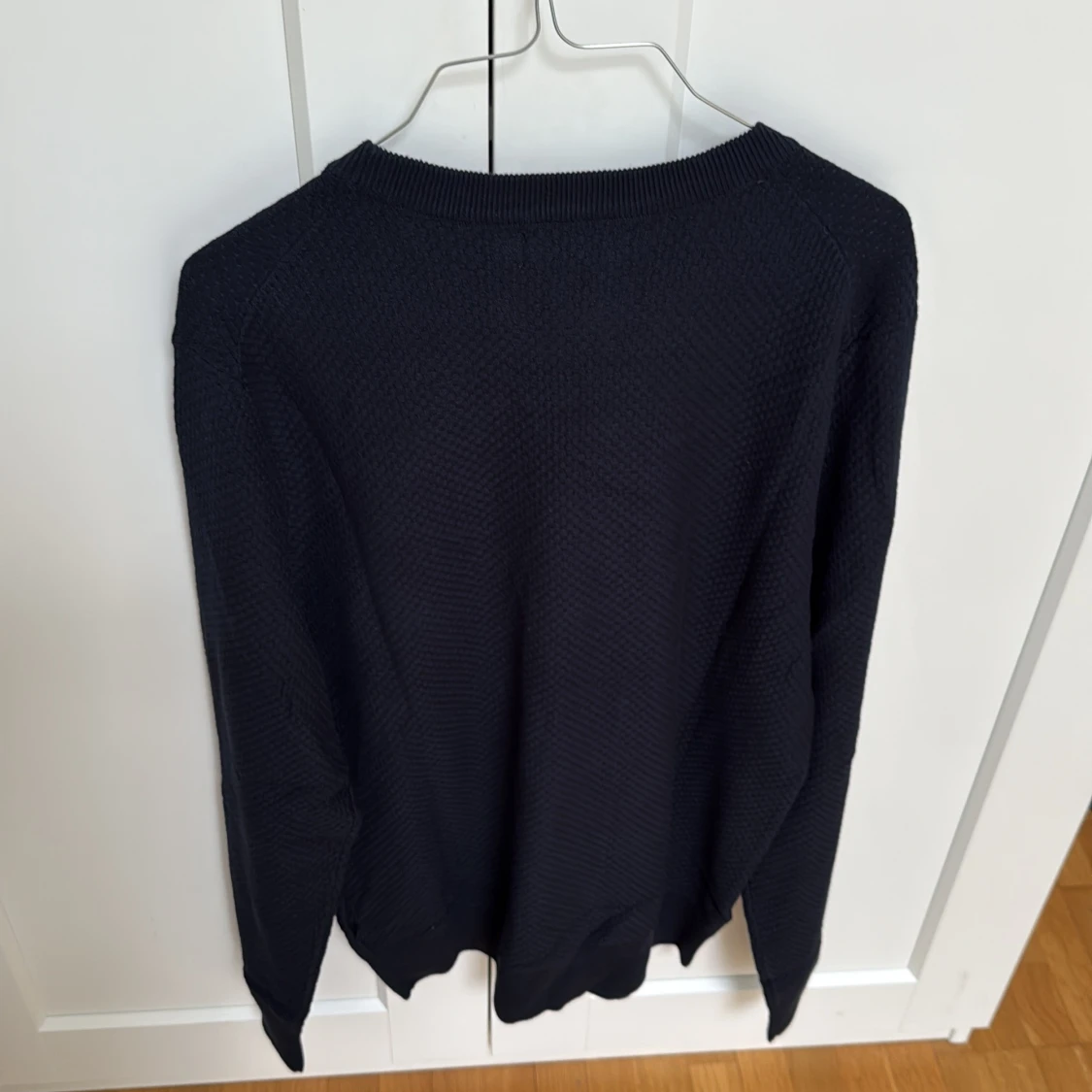 Mörkblå tröja J.Lindeberg ny!  - 3