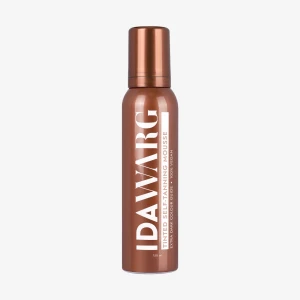 Ida Warg Tinted Self-Tanning Mousse - En brun utan sol-mousse från Ida Warg i en snygg kopparfärgad flaska som endast är testad 1 gång. Ger en lite mörkare solkysst ton och är 100% vegansk. Perfekt för dig som vill ha en mörkare och jämn bränna snabbt. Innehåller 150 ml mousse. Köpte den för 200kr säljer för 90kr!