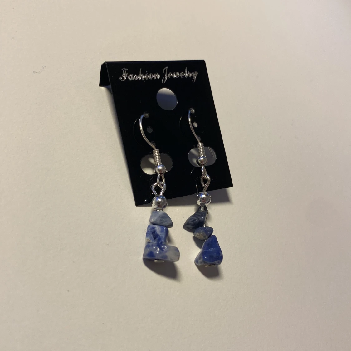 Handgjorda, Blåvita örhängen med stenar - 3