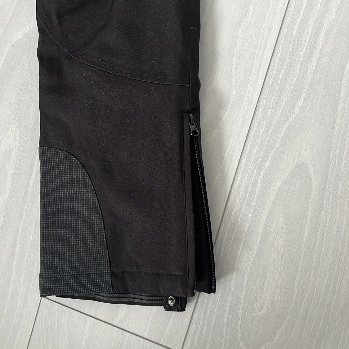 Svarta täckbyxor Swedemount strl 36 - 3