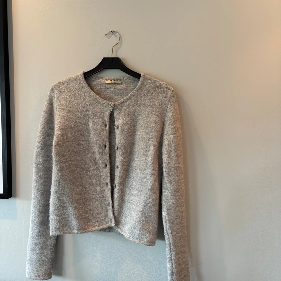 Grå kofta från Gina Tricot i ullmix