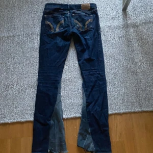 Hollister jeans - Lågmidjade bootcut jeans från hollister, storlek 24/31