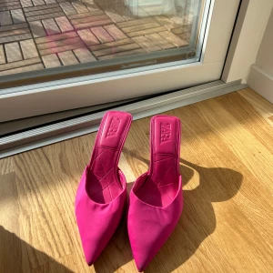 Kitten heels från Zara - Kitten heels från Zara, strl 39🌺🍒💗