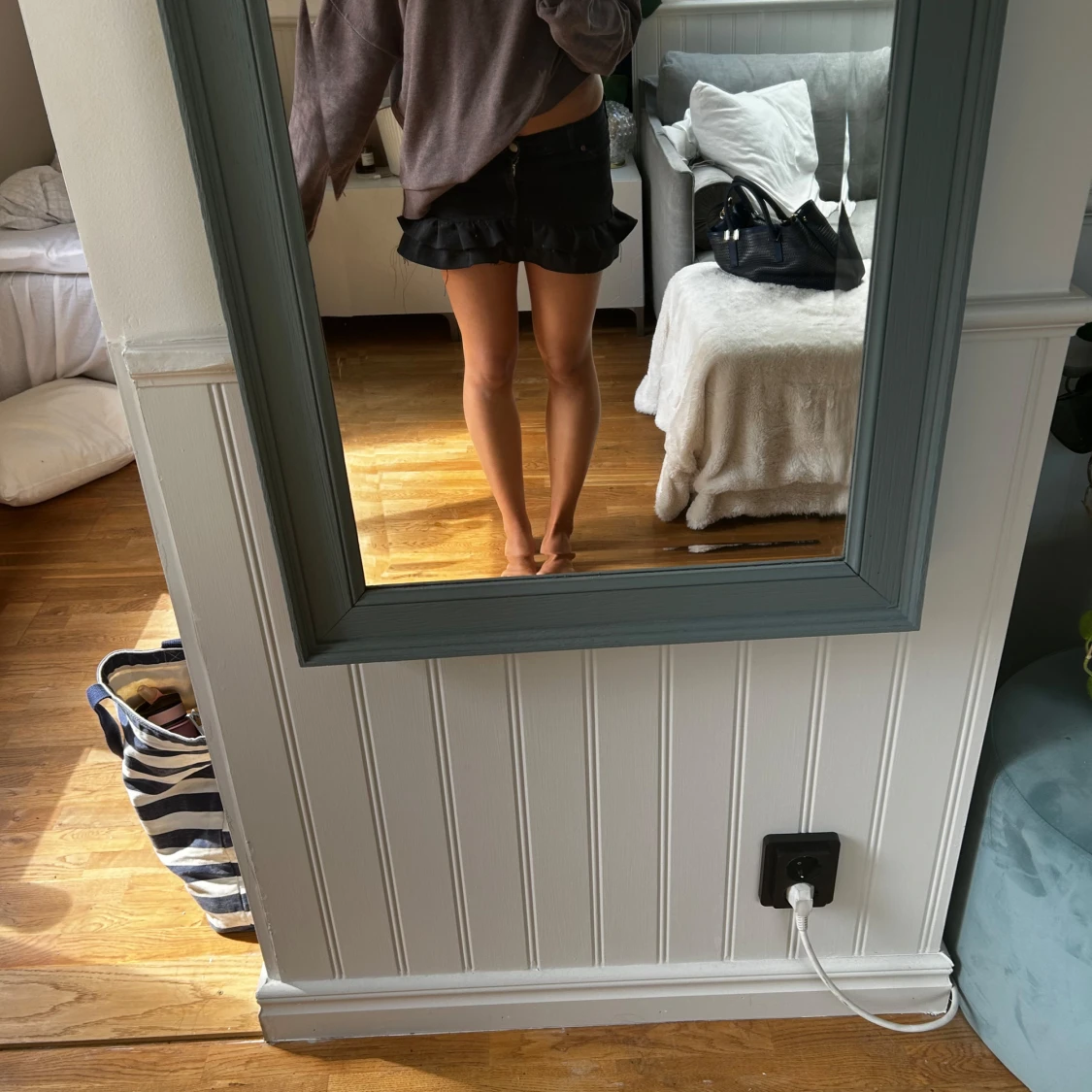 Svart volangkjol  - 2