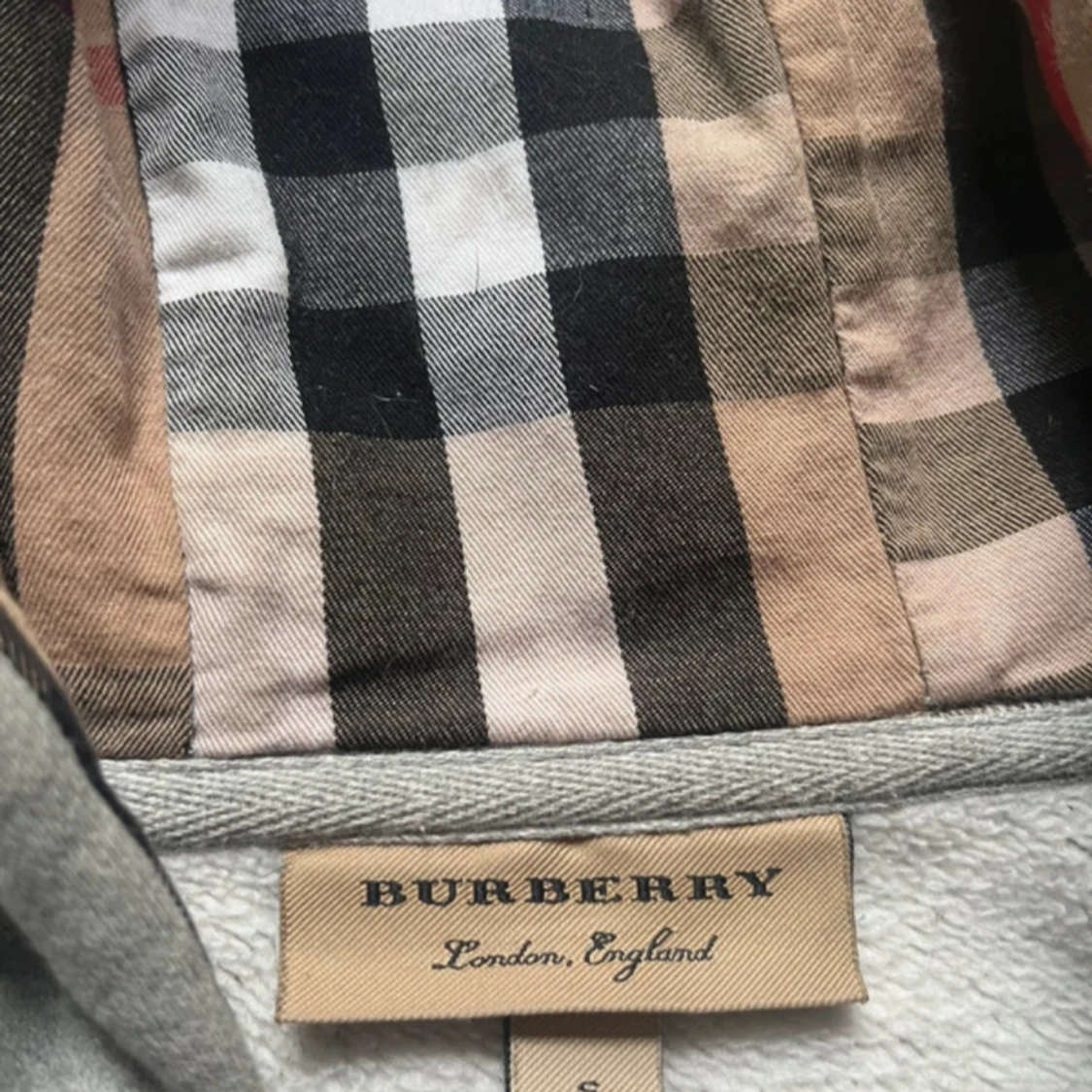 Burberry hoodie - 1