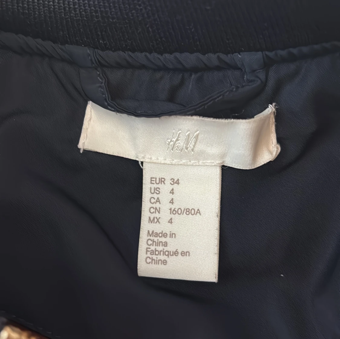 Marinblå bomberjacka från H&M - 3