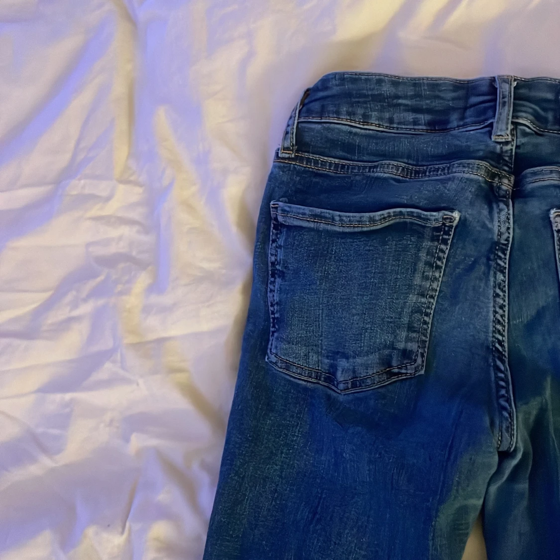 Blå bootcut jeans från Zara, stl 34 - 4