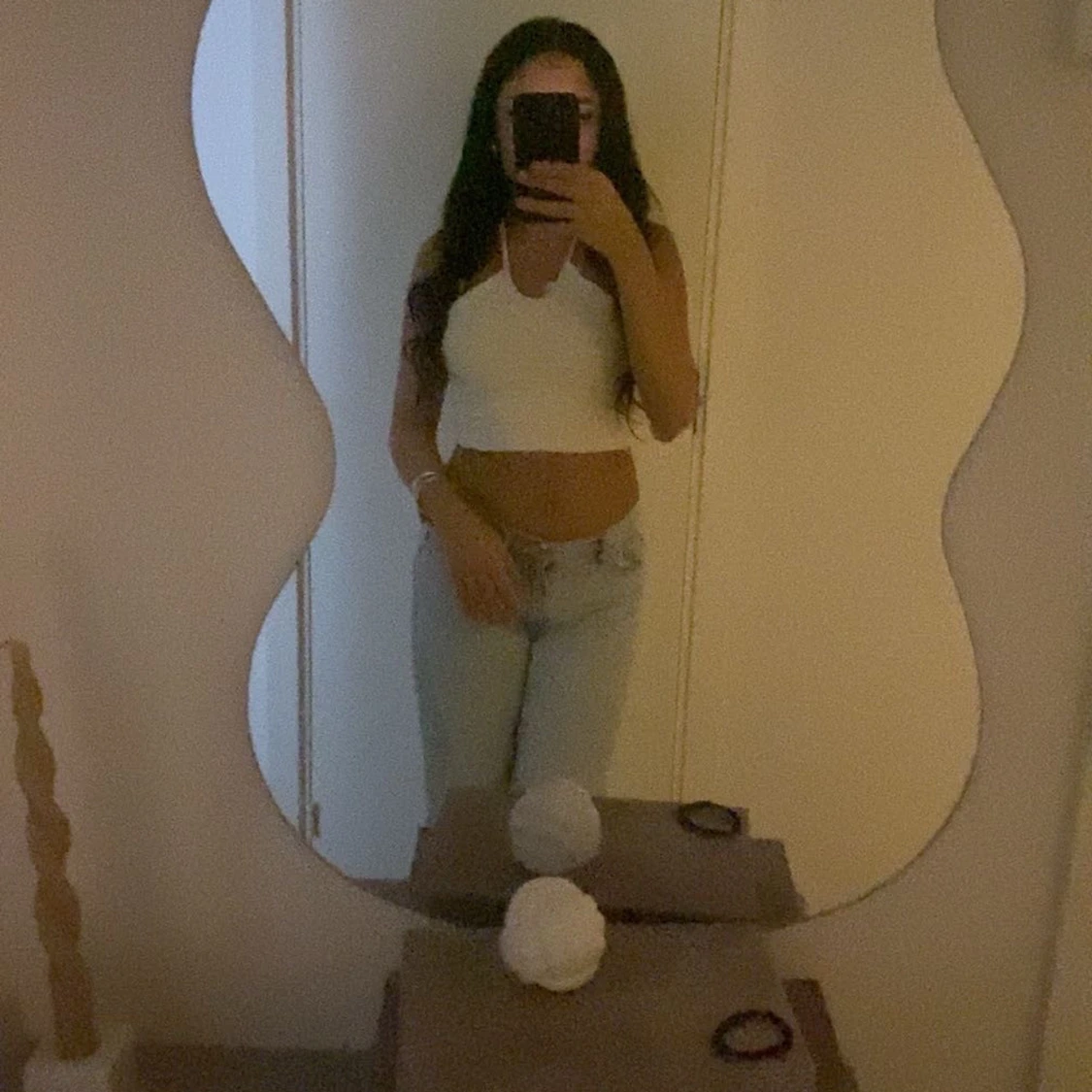 Vit croppad omlott linnetopp