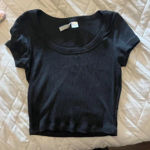 Crop top  - Aldrig använd 