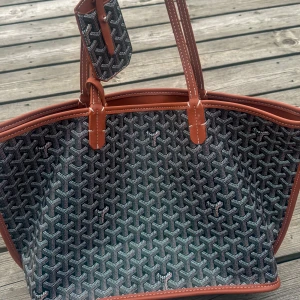 Väska - Väska, nyskick.