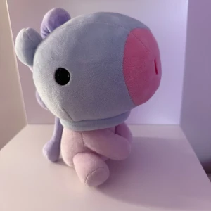 BTS BT21 Mang Plushie - Aldrig använd, inga defekter. Kommer inte med orginal förpackning. Ca 18-20 cm hög. 