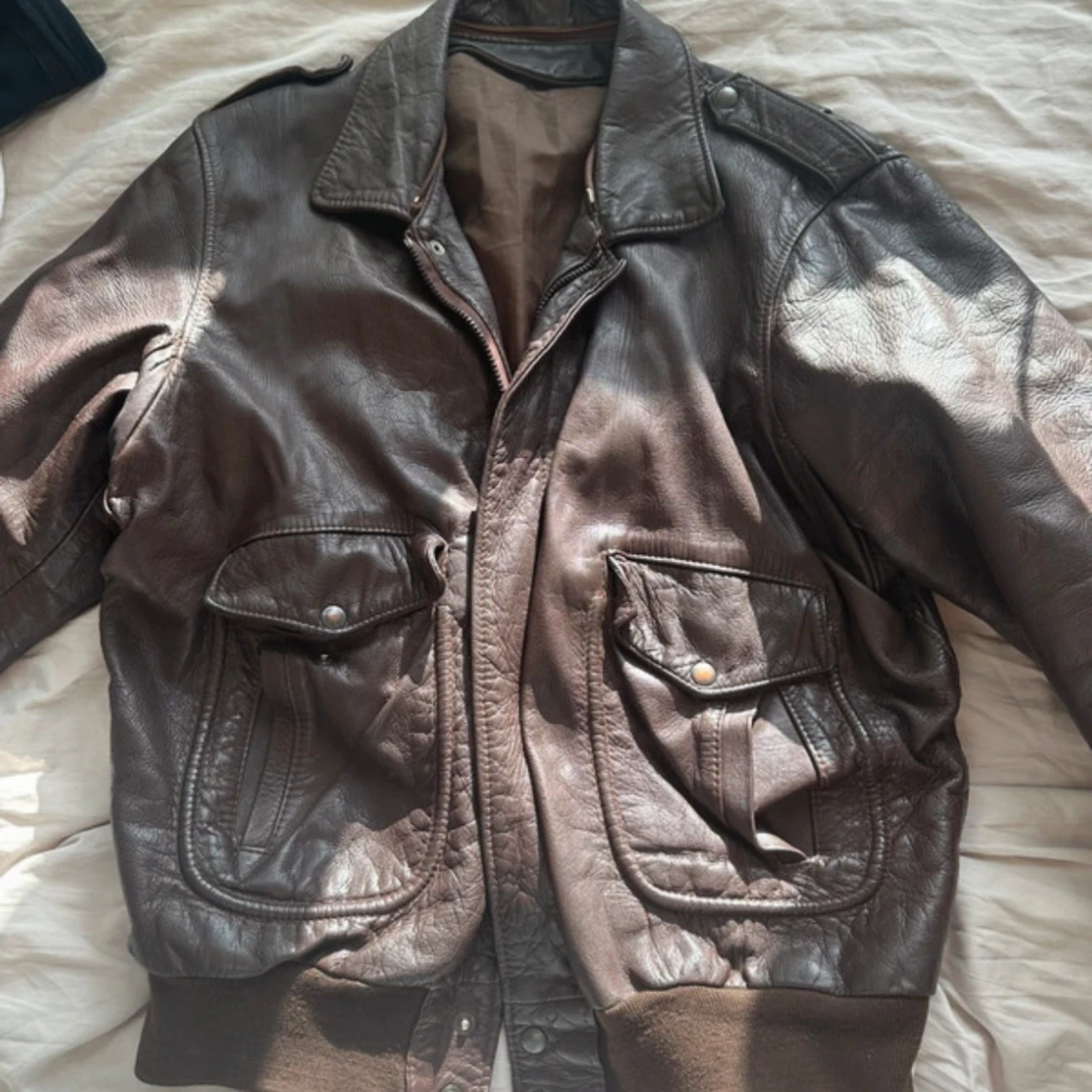 Brun skinnjacka med fickor - 2