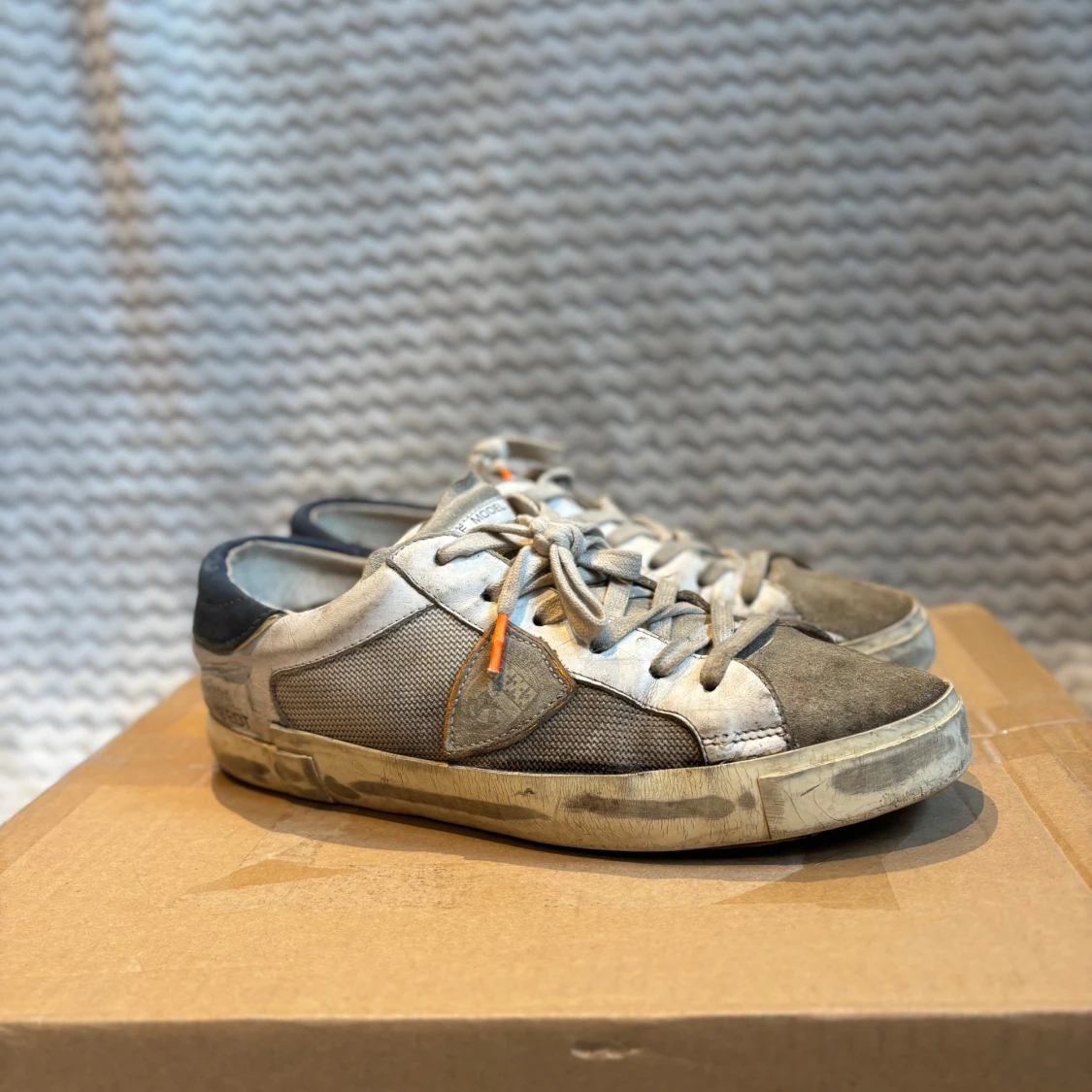 Philippe model   - 2