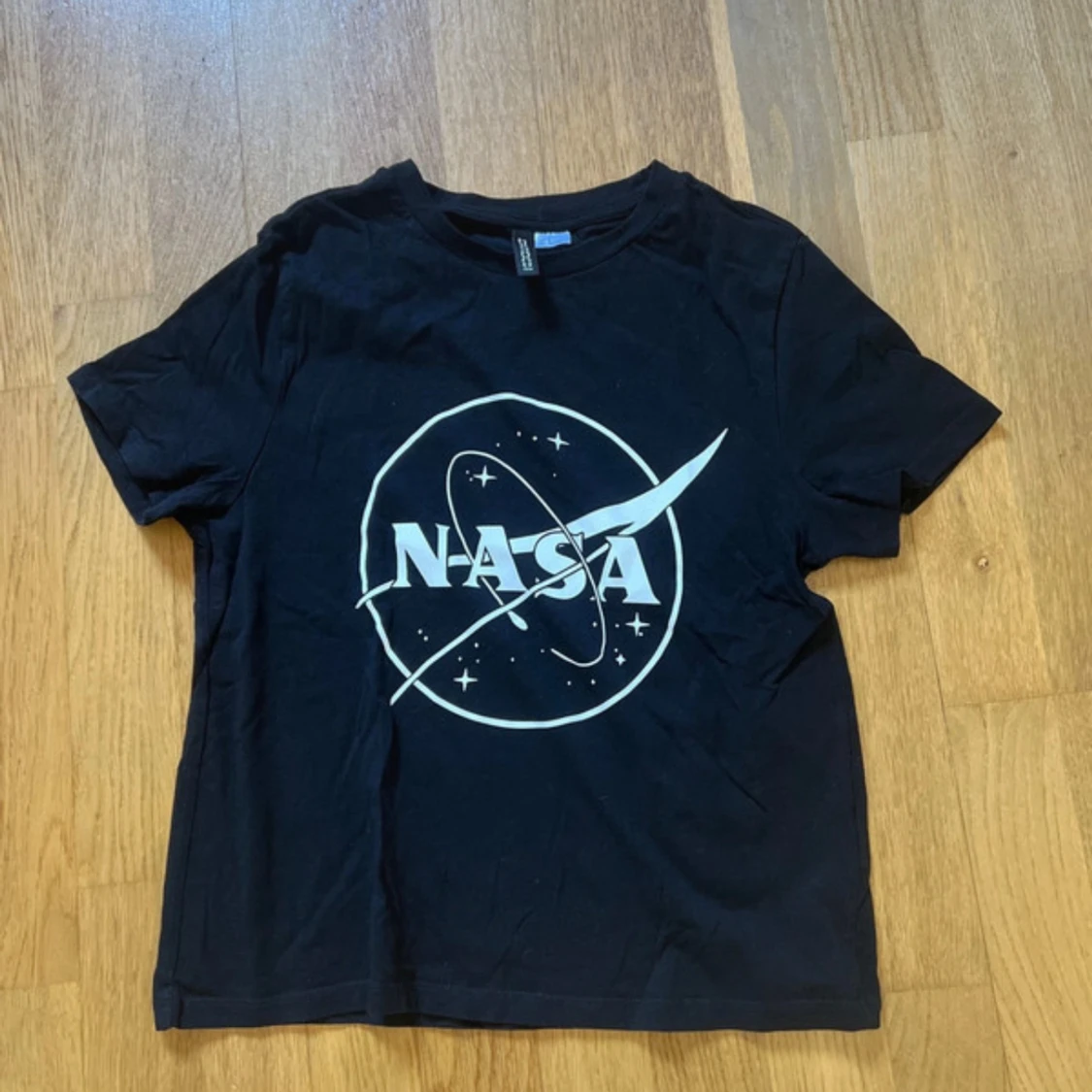 Svart NASA t-shirt från H&M Divided
