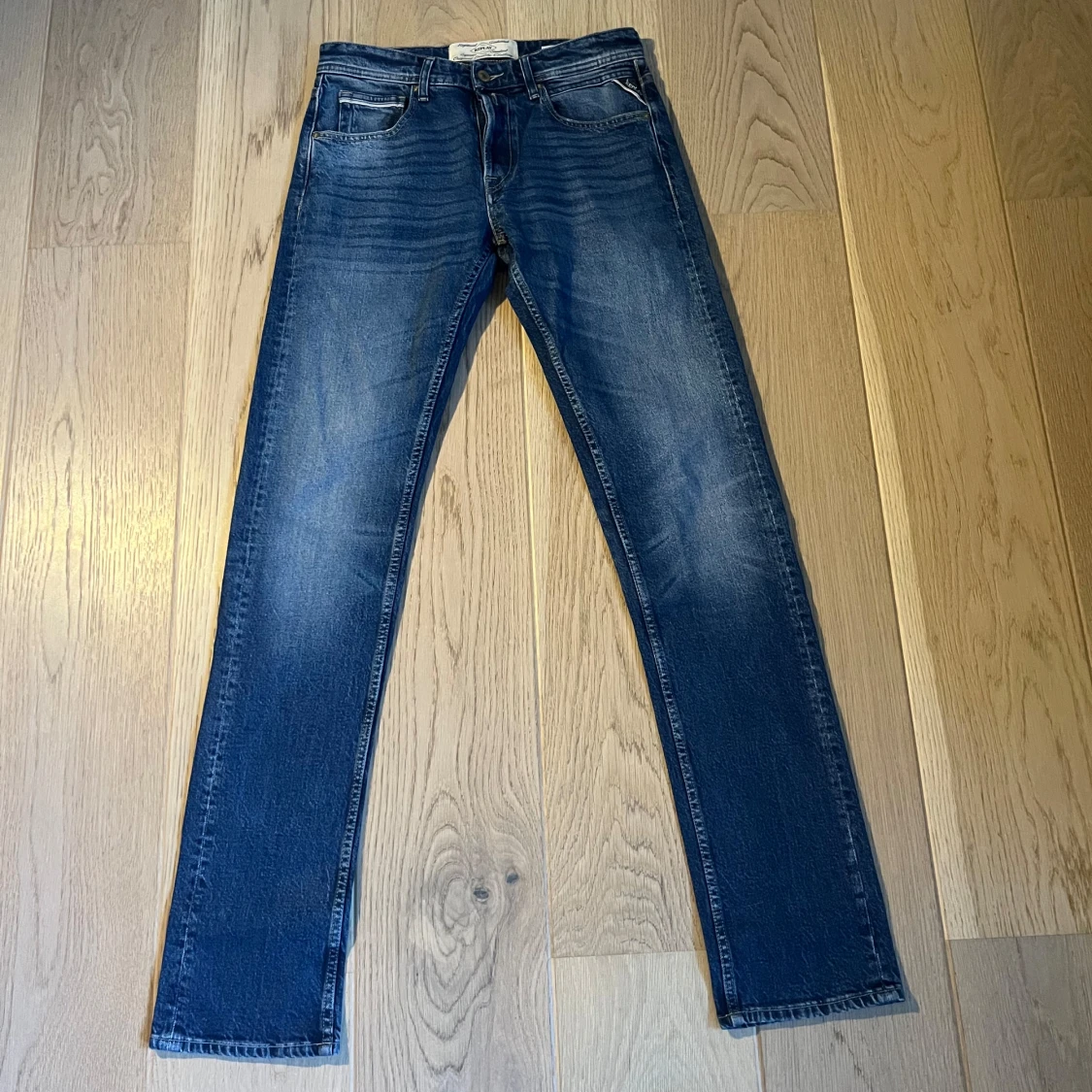 Reaply grover jeans. - 1