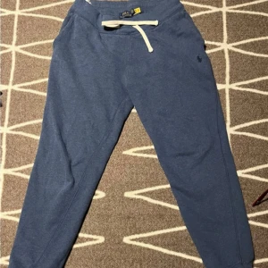 Ralph Lauren byxor  - Snygga Ralph lauren mjukisbyxor i nyskick!