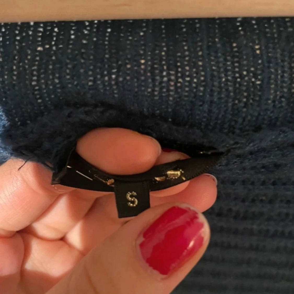 Mörkblå ribbad kofta - 92