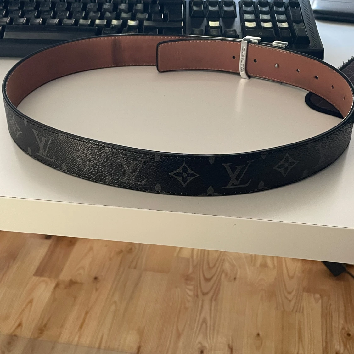 Svart bälte från Louis v - 1
