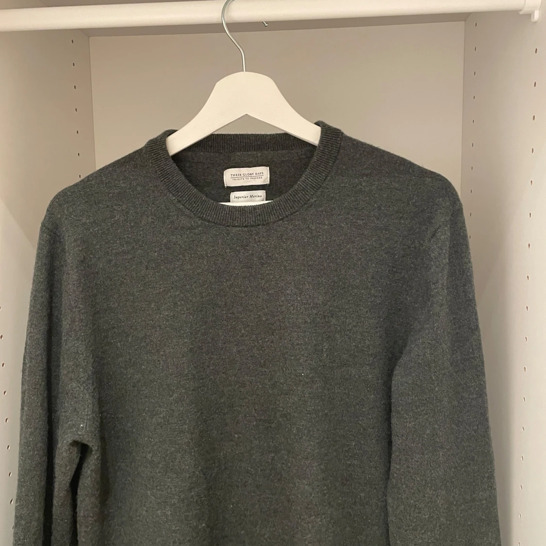 These Glory Days, Merinoull tröja - 1